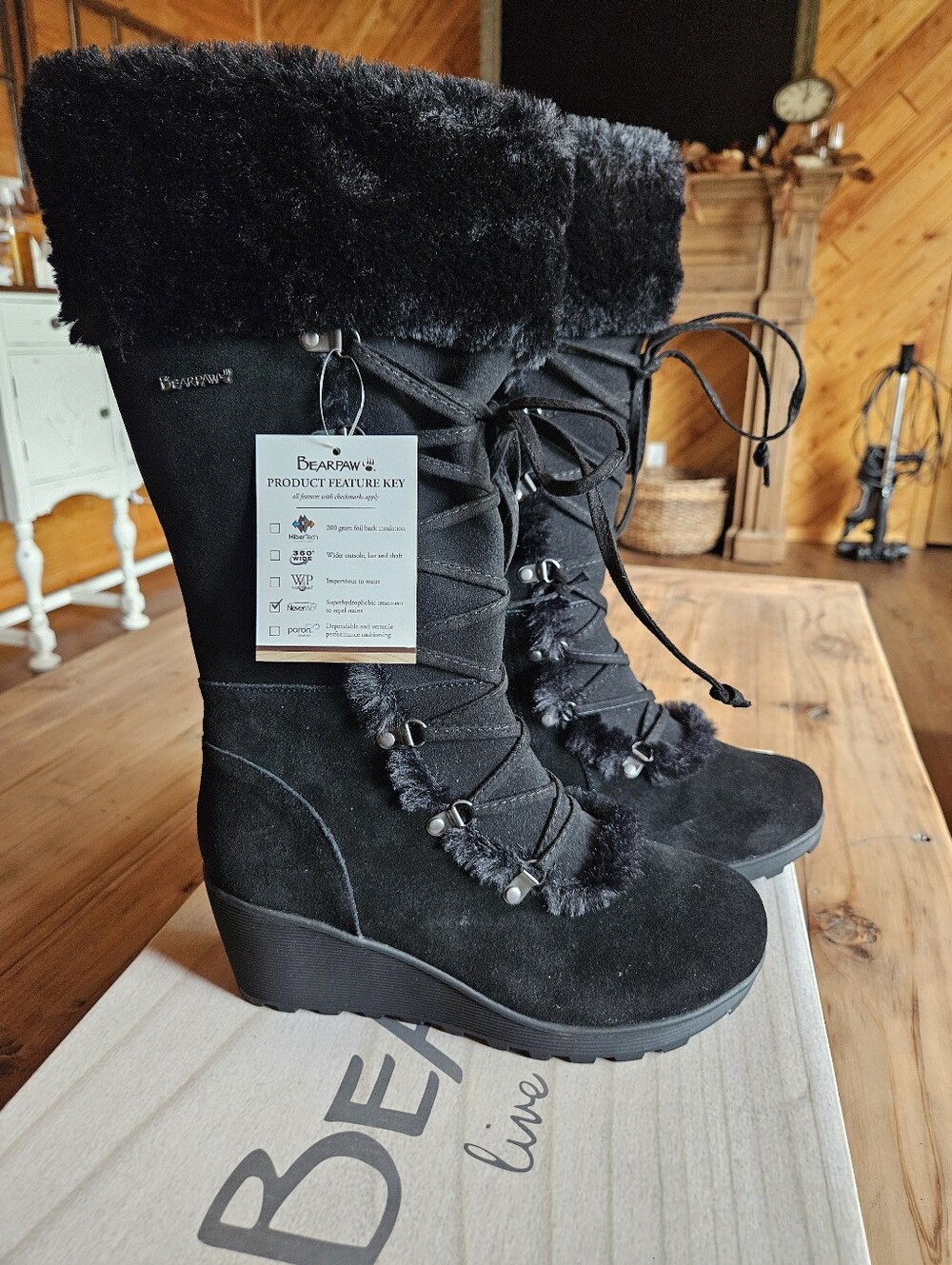 BearPaw Minka Black Suede Faux-Fur Lace-Up Wedge Winter Boots Size 9